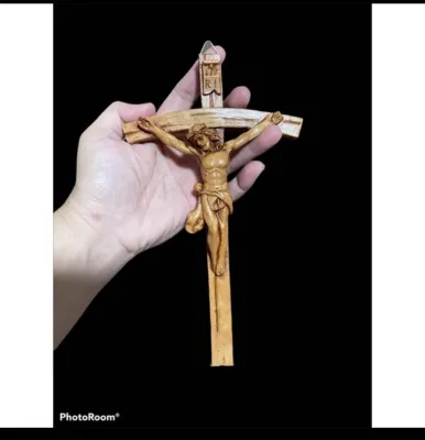 Crucifix (hanging type)