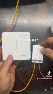 Công tắc không dây gắn tường 433Mhz