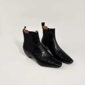 นุ่ม ด้านล่างรองเท้าเชลซี Shortie Sharp Head Pattern Hand Grabbing พื้นผิว หนัง รุ่น ทันสมัย รองเท้าบู๊ตสําหรับผู้หญิง