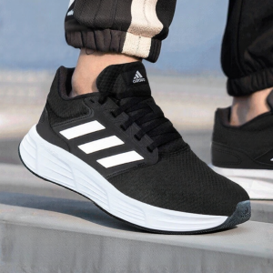 adidas | รองเท้าวิ่งผู้ชาย Adidas สวมใส่สบาย พื้นรองเท้าหนังสังเคราะห์ ด้านนอกเป็นยาง รองเท้าลำลอง สำหรับฤดูร้อนปี 2024 รองเท้าผ้าใบแฟชั่น