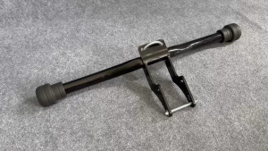 Chống đổ ngang xe Suzuki GD110 Sym Husky125 Yamaha YB125