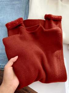 เสื้อสเวตเตอร์ถักหนาสีแดงสำหรับผู้หญิง เสื้อชั้นในฤดูหนาว ขนแกะเทียม ทรงเข้ารูป ปกติ แขนยาว คอวี แฟชั่นสตรีท