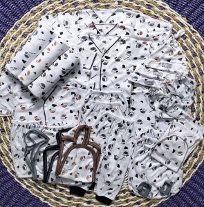 PAKET HEMAT 36 PCS BAJU BAYI BARU LAHIR MOTIF SAPI USIA 0-3 BULAN