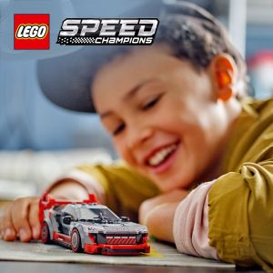 LEGO Speed Champions 76921 Audi S1 e-tron quattro Race Car (274 Pieces) Mainan Susun (9 Tahun+)