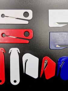 Safety Box Cutter Film Cutting Tool Anti-Cut Hand Protection Letter Opening Knife Plastic Body Manual Tool Hardware