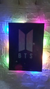 Hiasan Dinding Logo BTS & Lampu Hias