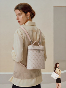 Lightweight Capsule Backpack for Women