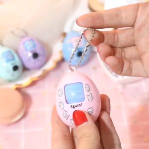 Móc khóa oẳn tù tì hình quả trứng đồ chơi kéo búa bao vui nhộn bằng nhựa cao cấp