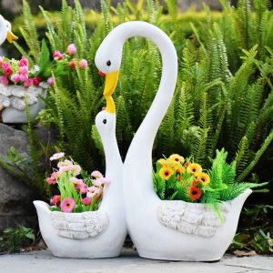 Outdoor Garden Decorative Swan Shaped Flower Pot Cartoon Animal Resin Planters Landscape Arrangement Nursery Decor Accessories