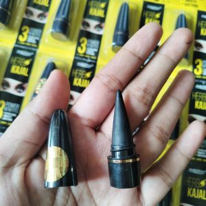 Celak Mata Kajal Ameerah