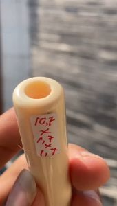 Pipa GG Asli Lokal Model Bulat Panjang 10cm Bahan Merah Bening Mulus