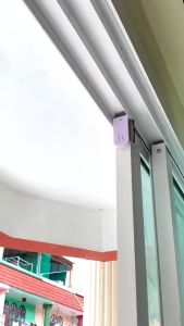 จัดส่งจากกรุงเทพ แผ่นปิดช่องว่างหน้าต่าง กันจิ้งจก กันฝุ่น บล็อกลม ซีลหน้าต่าง สำหรับบาน แผ่นปิดช่องว่างหน้าต่าง และประตู บานเลื่อน กันจิ้งจก กันฝุ่นหน้าต่าง ราง UPVC(1 ชุดมี 2 ชิ้น ชิ้นบนและชิ้นล่าง)