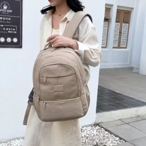 Tas Ransel Wanita Nilon Waterproof Colorful Fox 0499 dengan Kompartemen Laptop sekitar 15 Inci