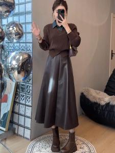 Bộ Đồ Hai Mảnh Thời Trang Thu Đông Dệt Kim Denim Váy Da Nửa Thân Phong Cách Hàn Quốc Mới 2025 Bộ Đồ Hai Mảnh