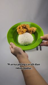 Piring Plastik 12 Pcs: Pilihan Praktis dan Murah untuk Acara