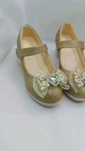 9188 แบบใหม่ปี2025 รองเท้าคัทชูส้นสูง เด็กหญิง ประดับโบว์เพชร สวยงาม ไซส์ 26-36 มี2สี เงิน ทอง