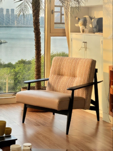 PURPLE LEAF | Mid Century Leather Lounge Chair