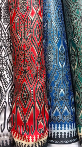 Sarawak Ethnic Pattern Fabric – Soft & Flowing Material Perfect for Baju Kurung / Dress