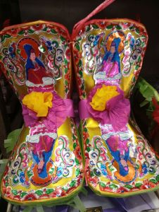 กระดาษมงคลไหว้มงคลสำหรับวันไหว้พระจันทร์ราคาคู่ละ 180บาท ไหว้พระจันทร์