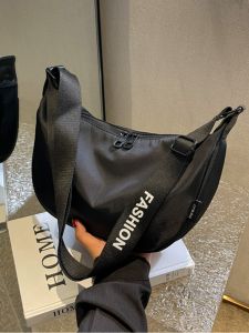 กระเป๋าผ้าอ๊อกฟอร์ดความจุขนาดใหญ่สำหรับผู้หญิงกระเป๋าสะพายข้างแนวกีฬาแนวลำลองยอดนิยมแบบใหม่ปี2023กระเป๋าทรงเกี๊ยวพระจันทร์เสี้ยวกันน้ำแมทช์ลุคง่าย