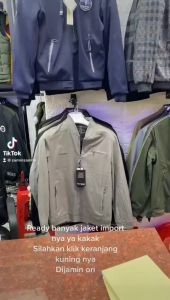 JAKET KATUN CLASSIC DHT PRIA IMPORT BOLAK BALIK KOTAK HIGH NECK