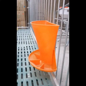 Wall mounted trough plastic Piglet Feeder + Super biik Heavy Duty Piglet Feeder B Meg Super Biik Booster For Piglets