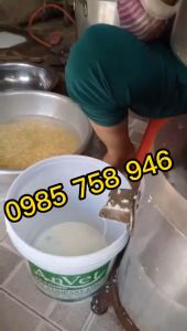 Máy say đậu nành làm tào phớ có thể vừa xay vừa vắt bã đậu nành cùng một lúc