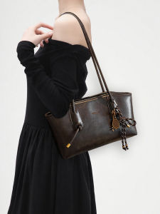 Caramel-Colored Womens Tote Bag Large Capacity Commuter Luxury Good Texture 2025 New Style Single Shoulder Handbag