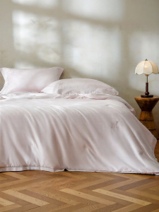 Mercury | Sericin Silk Collagen Summer Cool Quilt