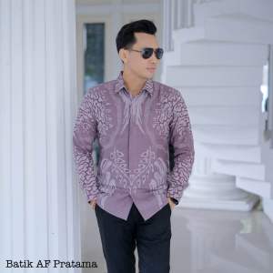 Kemeja batik pria slimfit premium lengan panjang motif BAYANAKA bahan katun lapis furing halus warna ungu