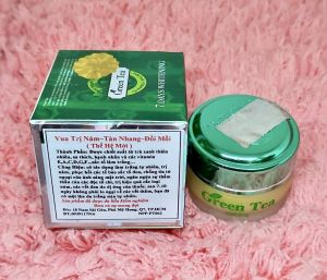 Kem dưỡng da mờ nám tàn nhang Green Tea Hua Shu Li Ban Đêm
