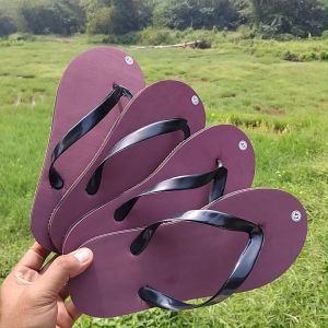 SENDAL JEPIT ANAK CEWEK DAN COWOK LUCU WARNA MAROON TERMURAH