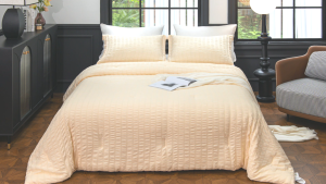 bubblegauze threepiece quilt set is soft comfortable safe and suitable for sensitive skin