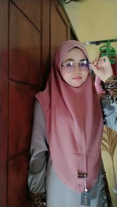 Hijab instan Bergo knit premium by zain
