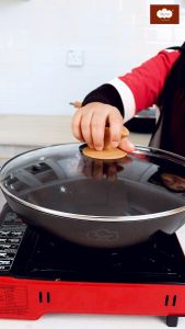 Vantage 32CM IH Fine Iron Wok Pan / FREE Spatula / FREE Oil Filter Rack / FREE Long Chopstick / Kitchenware / Dinnerware / Cookware / Cooking Tools / Kuali Dalam Tidak Melekat / Kuali Cast Iron Vantage