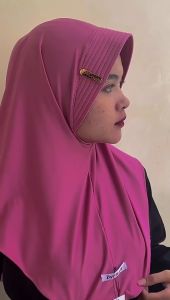 𝐒𝐮𝐧𝐝𝐚 𝐖𝐚𝐫𝐧𝐢 - Hijab Instan Jersey Malika Pinguin Premium Lebel / Bergo Instan Jersey Ukuran M - Kerudung Khimar Pinguin Jersey