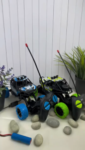 Mainan Mobil Remote Control Monster Cross Country Mobil Remote Control Mini OffRoad Rock Boost Monster Mobil RC Murah