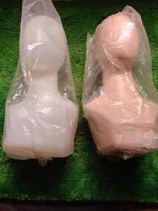 patung manekin kepala alien bening/putih dan kulit
