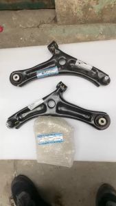 Càng A Ford EcoSport 2014 - 2019. Càng chữ A Eco sport. Ảnh là hàng chính hãng