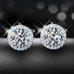 Import Moissanite Stud Earrings Pt950 Platinum Diamond Earrings for Men and Women Elegant Classic Six-Claw 18K Platinum Non-Allergic