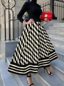 Printed Design Four-Season Style Black & White Wavy Stripe Pattern Womens Half-length skirt