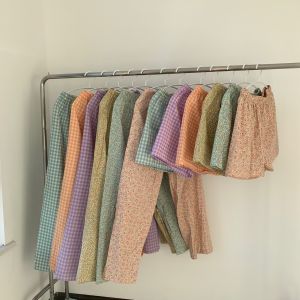 กางเกงลำลองผ้าฝ้ายหลวมๆ สำหรับใส่อยู่บ้านในฤดูร้อน 2023 กางเกงขาสั้นลายดอกไม้ กางเกงนอน กางเกงขายาว ทรงหลวม สไตล์เกาหลี สำหรับผู้ชาย