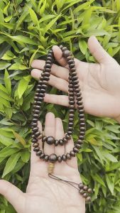 Tasbih Kayu Gaharu Kalimantan: Keindahan Tradisional dalam Tasbih 108 Butir