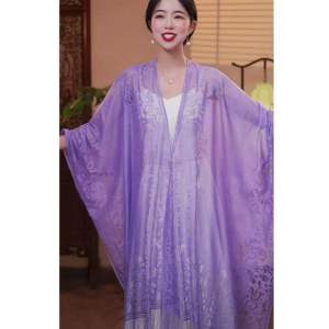 Lace Shawl Cheongsam Cardigan: A Stylish Multi-functional Cover-Up