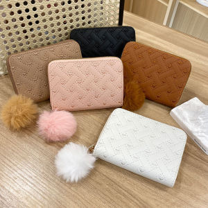 Ladies Short Wallet 2022 New Embroidered Heart Shape Coin Purse Fresh Style Furry Ball Ornament Gift Small Card Holder