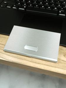 Hộp Đựng Thẻ Kim Loại Bằng Thép Không Gỉ Cầm Tay Sáng Tạo Dành Cho Nam Hộp Đựng Thẻ Kinh Doanh Hộp Đựng Thẻ Di Động Hộp Đựng Thẻ Quà Tặng