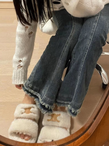 Retro High Waist Bell Bottom Jeans Womens plus Size Flared Denim Blue Frayed Hem Straight Leg Trousers for Pear Shaped Body