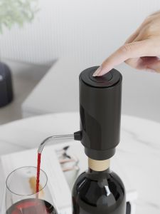 Smart Quick Charging Electric Wine Decanter Red Wine Oxygenator Pourer Automatic Aerator Intelligent Wine Serving Set