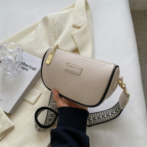 This Years Popular Niche Style Bag 2024 New Arrival Womens Bag Fashion Wide Strap Messenger Bag Fancy Best Selling Saddle Bag