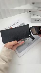 MM PU กระเป๋าแว่นตา เคสใส่แว่น แบบพกพาทนทานกันน้ํา ผู้ชายและผู้หญิง Glasses case